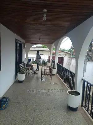 4bdrm House in Walako Estate, Mile 7 for Sale