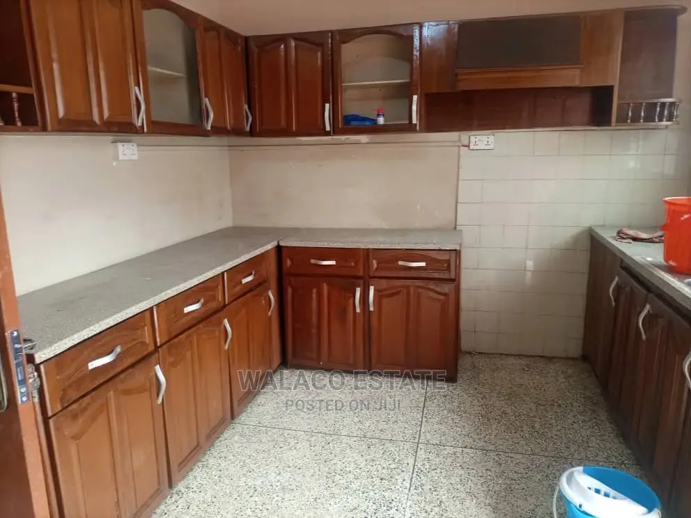 4bdrm House in Walako Estate, Mile 7 for Sale