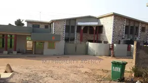 24 Bedroom House Around Gimpa