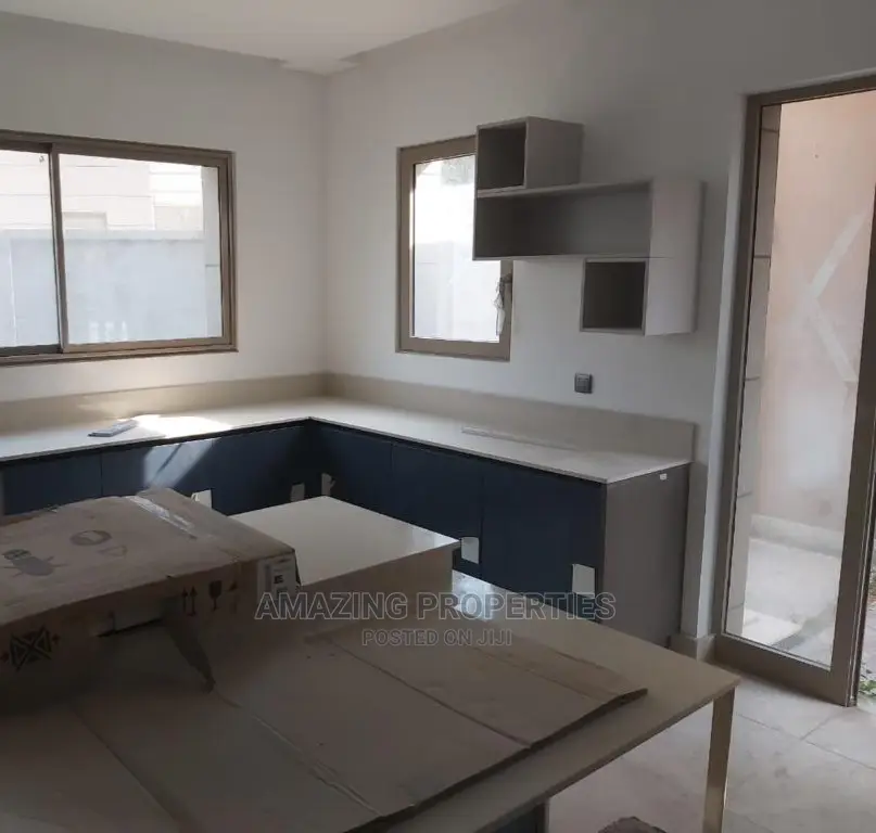 4bdrm House in Cantonments for Rent