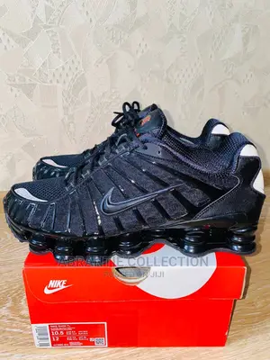 Nike Shox Triple Black