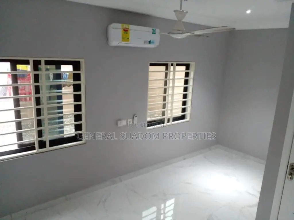 3bdrm Apartment in Suadom Properties, Airport Residential Area