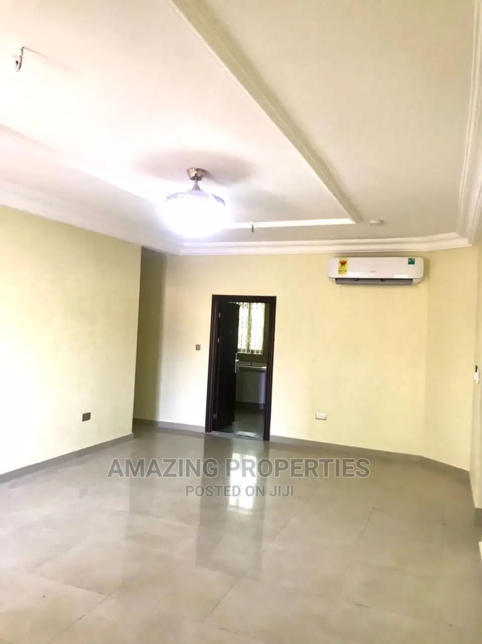 Office for Rent 5 Bedrooms House Airport Residential Area