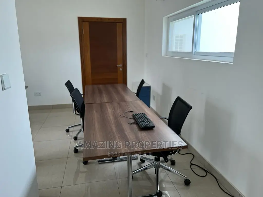 Furnished 4bdrm Townhouse/Terrace in East Cantonments for Rent