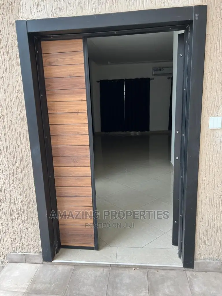 Furnished 4bdrm Townhouse/Terrace in East Cantonments for Rent