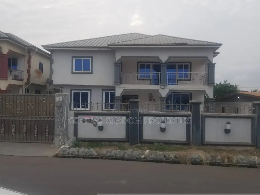 4bdrm Duplex in Suadom Properties, Baatsona Total for Rent