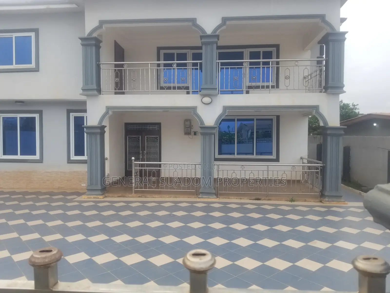 4bdrm Duplex in Suadom Properties, Baatsona Total for Rent