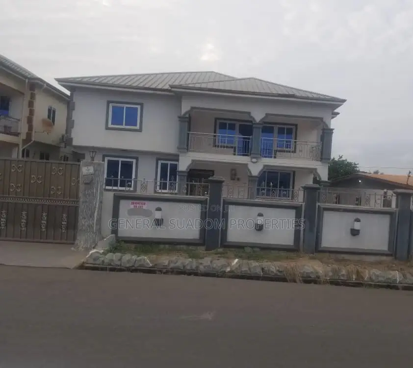 4bdrm Duplex in Suadom Properties, Baatsona Total for Rent