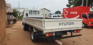 Hyundai Mighty Truck