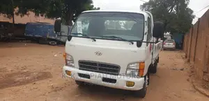 Hyundai Mighty Truck