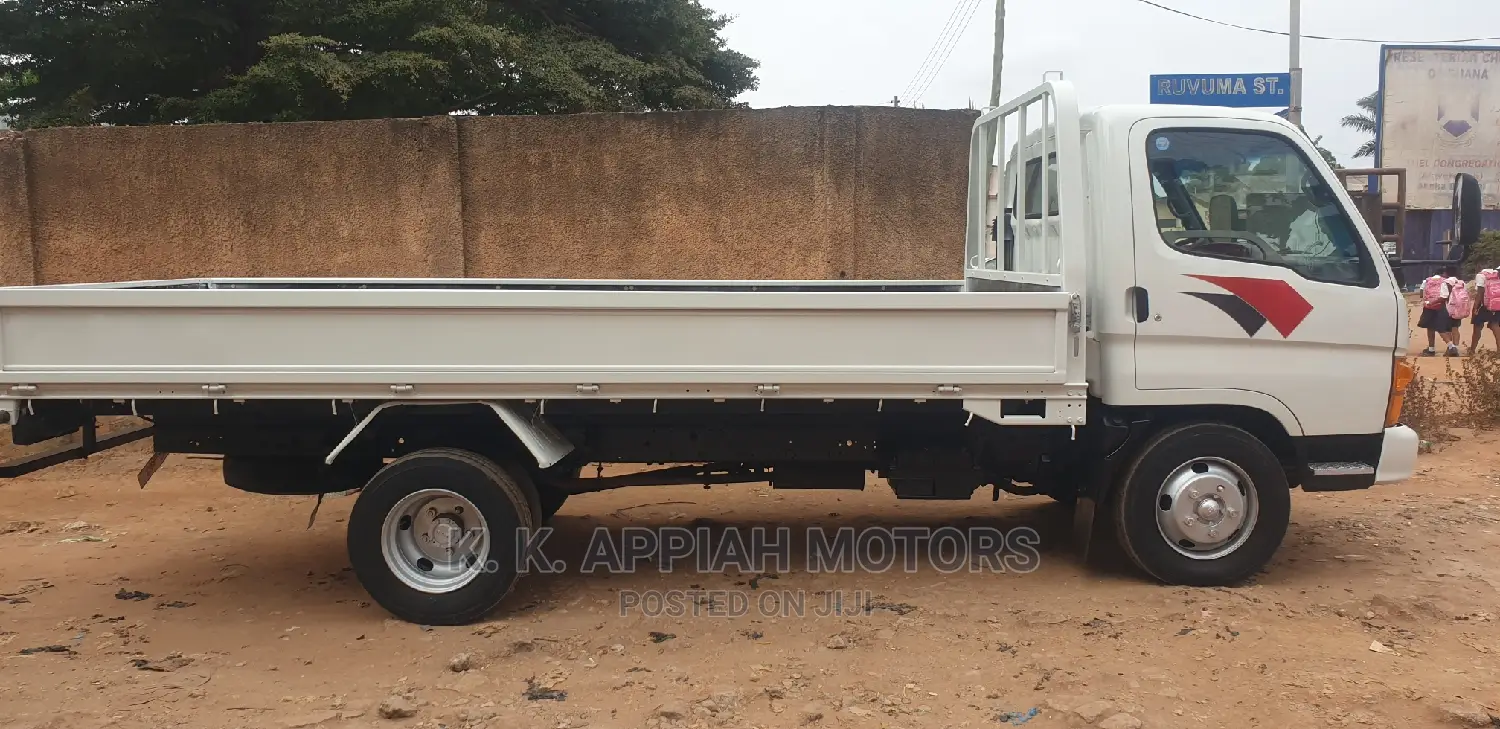 Hyundai Mighty Truck