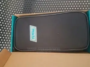 Digital AC Clamp Meter (AC 600A)