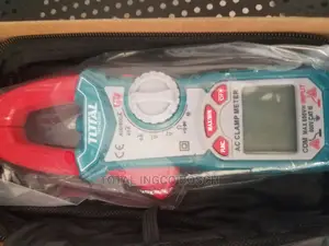 Digital AC Clamp Meter (AC 600A)