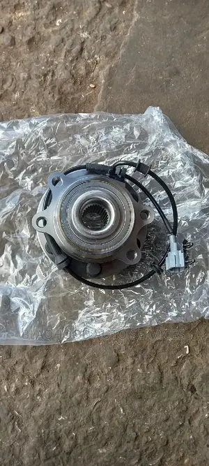 Nissan Navara/Pathfinder 2005-14 Brand New Quality WHEEL HUB