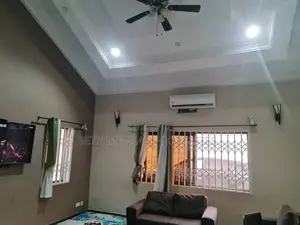 4bdrm House in 4 Bedroom House for for Sale
