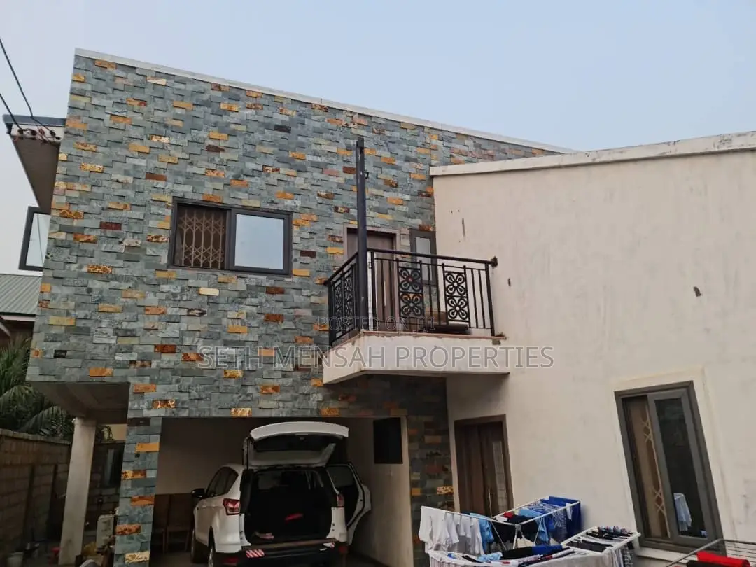 4bdrm House in 4 Bedroom House for for Sale