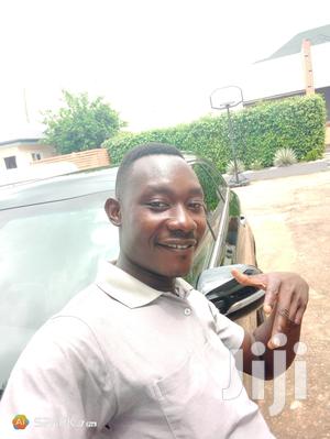 Am a Backhoe,Loader Operat/Car or Truck Driver W Licenc (EF)