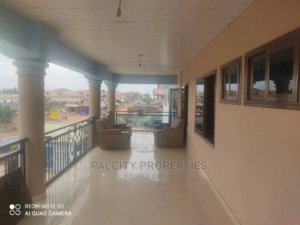 37bdrm House With 10 Shops for Sale in Kenyase