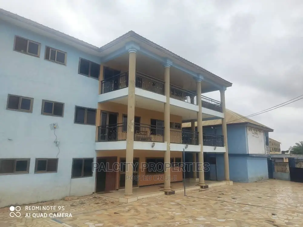 37bdrm House With 10 Shops for Sale in Kenyase
