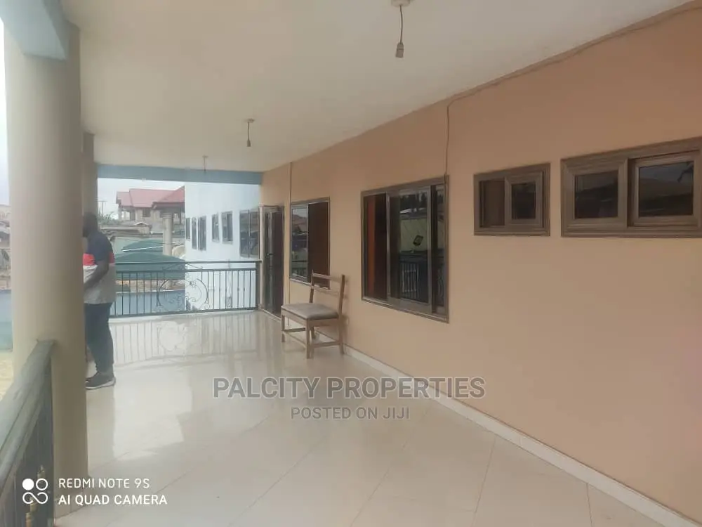 37bdrm House With 10 Shops for Sale in Kenyase