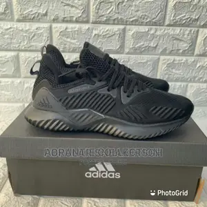 Adidas Alphabounce