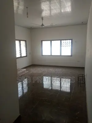 5bdrm House in Kwabenya Acp, Ga East Municipal for sale