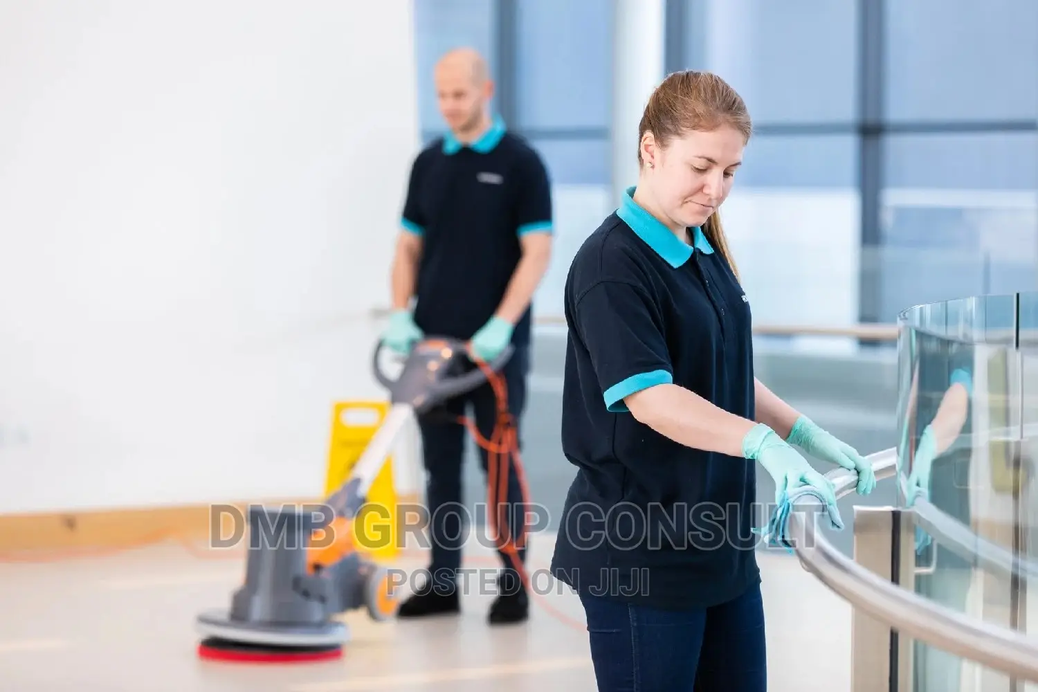 Cleaners Close 2 U