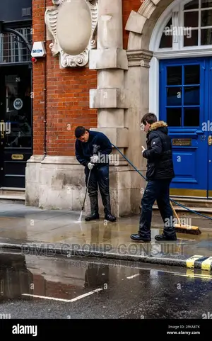 Need Cleaners ? Yes We Clean