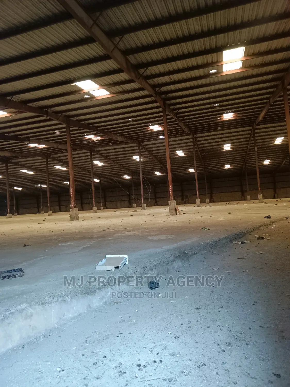 10000sqm Warehouse