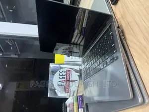 Laptop Apple MacBook Pro 2020 8GB Intel Core i5 SSD 256GB