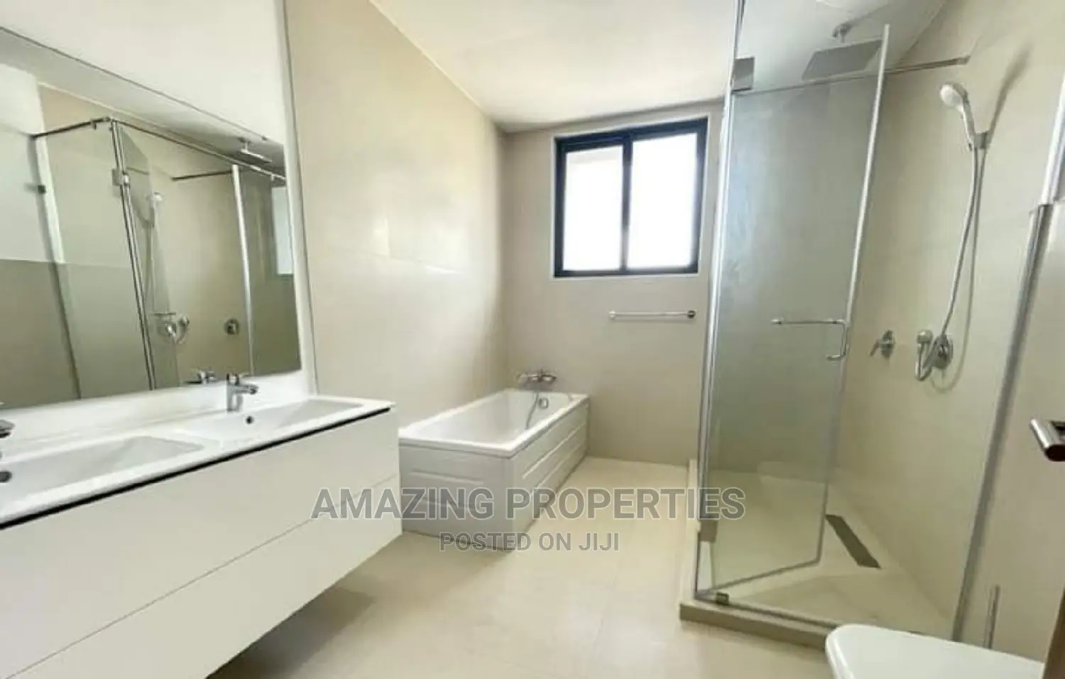 4bdrm Townhouse/Terrace in Cantonments for Rent