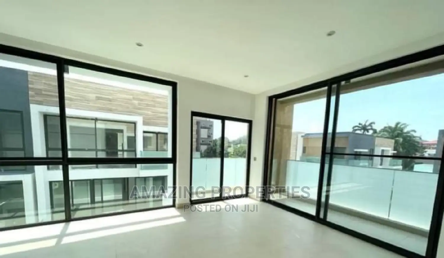 4bdrm Townhouse/Terrace in Cantonments for Rent