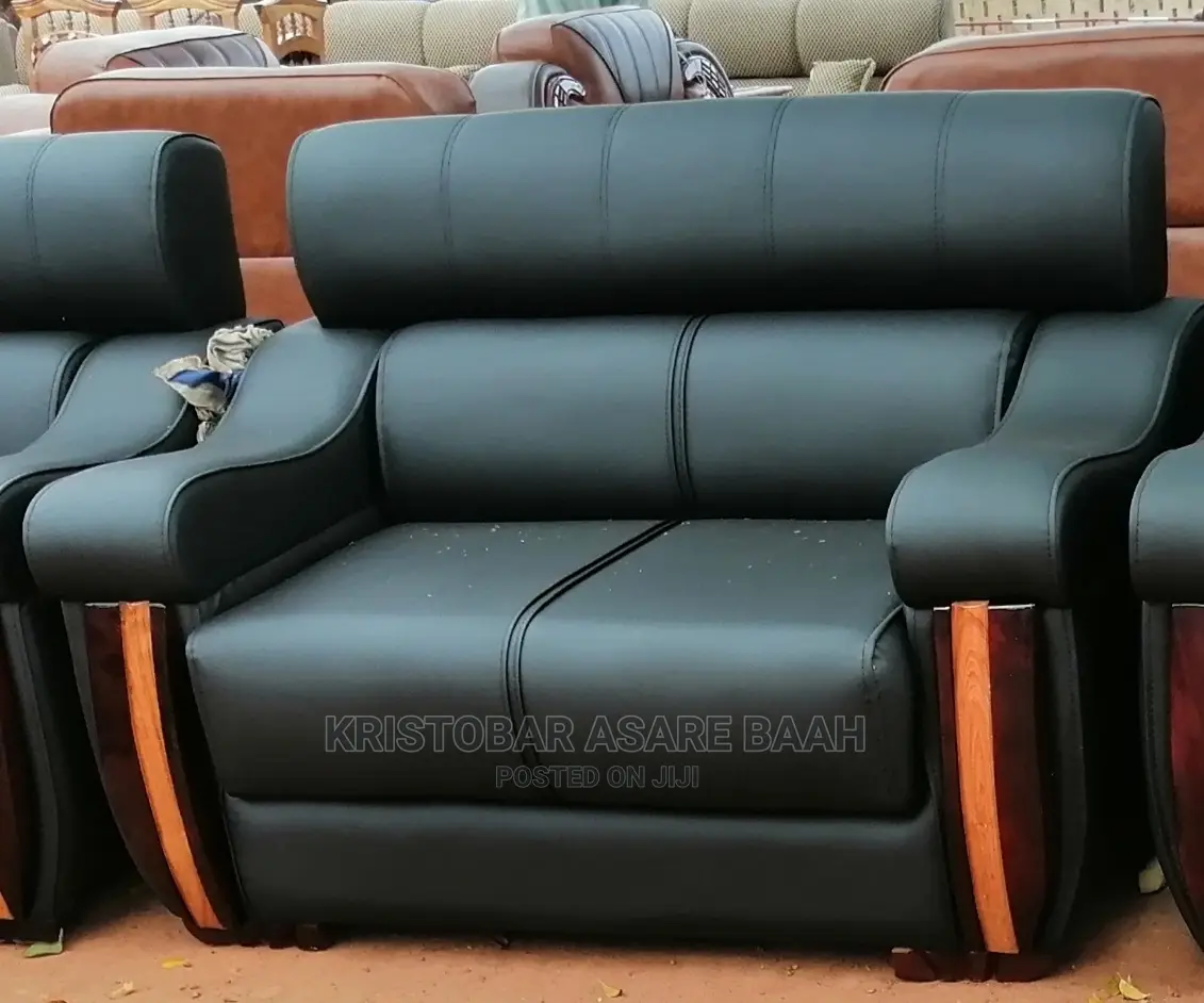 Classic Vvip Sofa Set