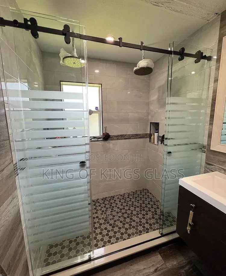 Frameless Shower Case and Doors