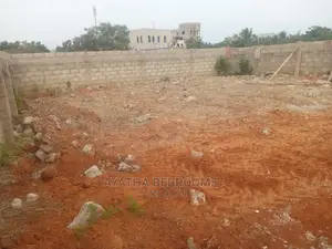 Half Plot at Tseaddo Round About Going for Sale