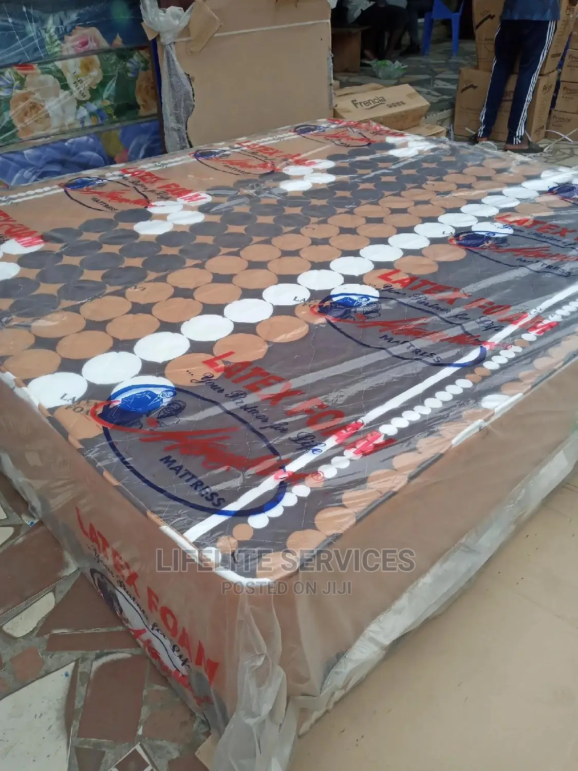 Family Size Mattress(20" King)