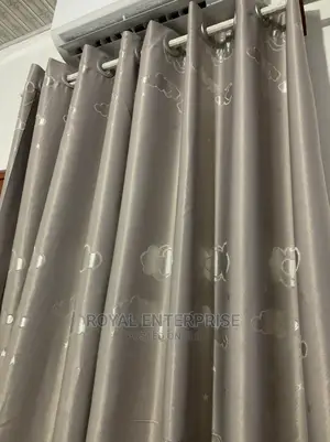 Masters Curtains ( Width 4.5 / Length 8.5 Feet )
