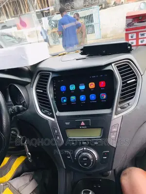 Hyundai Santa Fe 2013-2018 FULLSCREEN ANDROID CAR SYSTEM