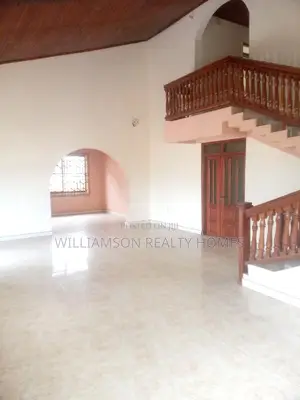 6bdrm House in Community 18, Spintex for rent