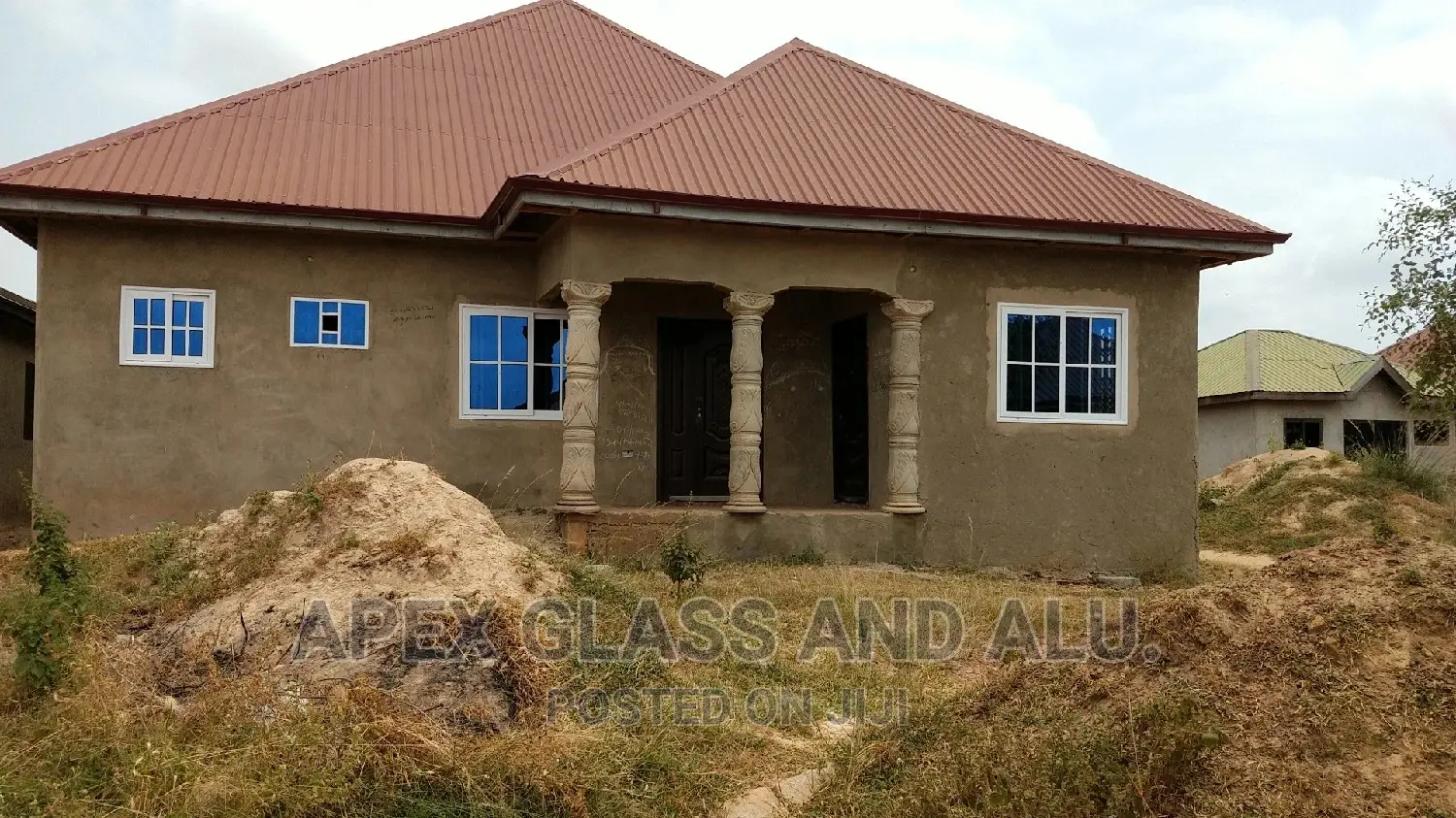 Aluminum Sliding Window With an Arc
