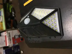 Solar Wall Garden Light