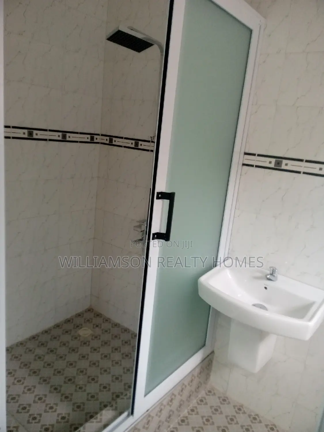 2bdrm Apartment in Community 18 Area, Spintex for rent