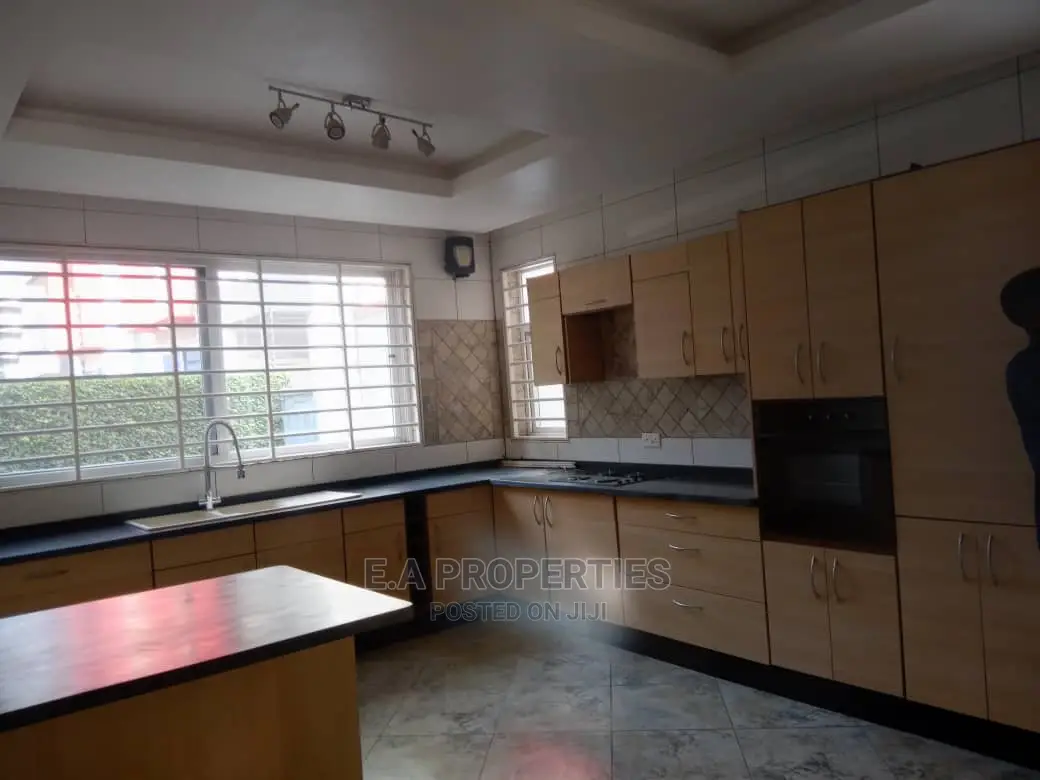 4bdrm House in E a Properties, American House for Rent