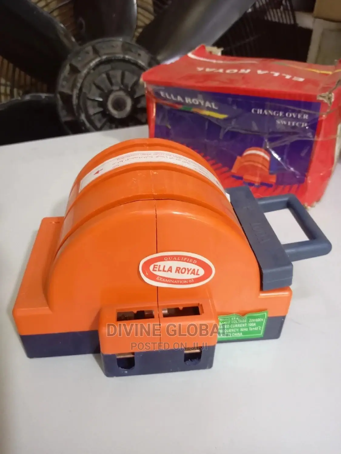 100A 3-Phase Knife Manual Changeover