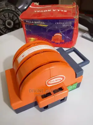 100A 3-Phase Knife Manual Changeover