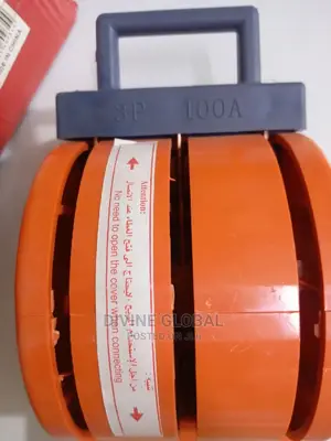 100A 3-Phase Knife Manual Changeover