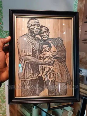 Customized Wooden Photo Frame