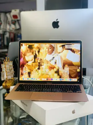 Laptop Apple MacBook Air 2020 M1 8GB Apple M1 SSD 512GB