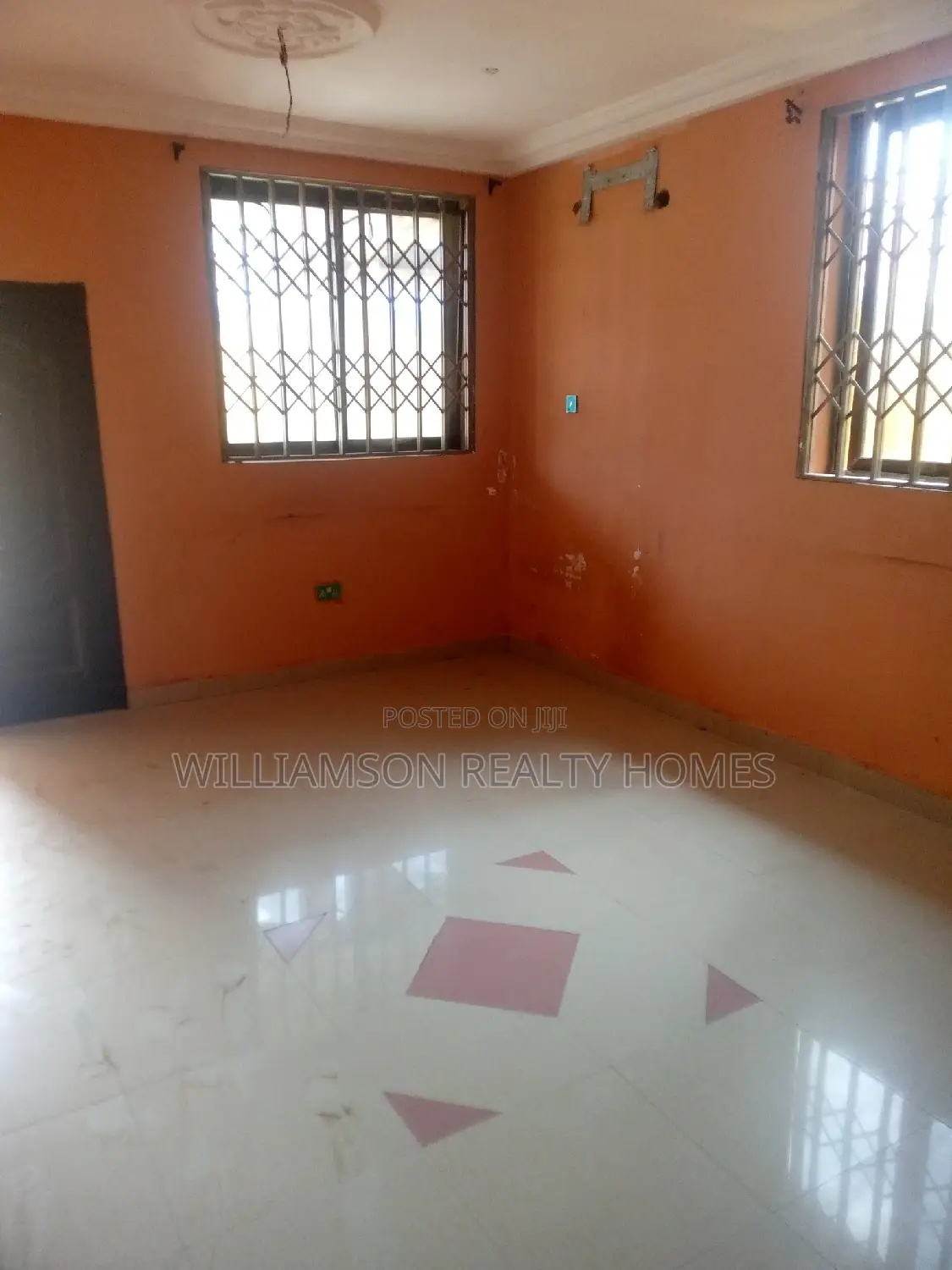 3bdrm Apartment in Hfc Estate Area, Spintex for rent