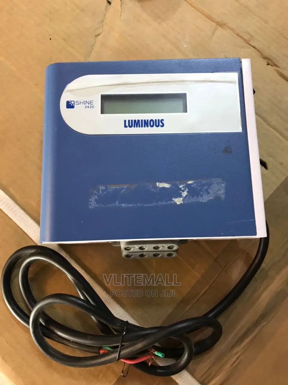 Luminous Charge Controller 20A 12v-24v Retrofit